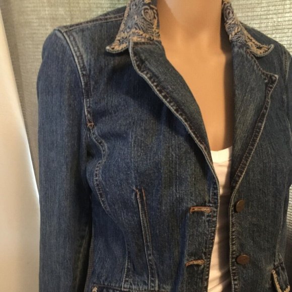 Axcess (Liz Claiborne) Sz 8 Jean Jacket w/embroidery - Picture 1 of 8